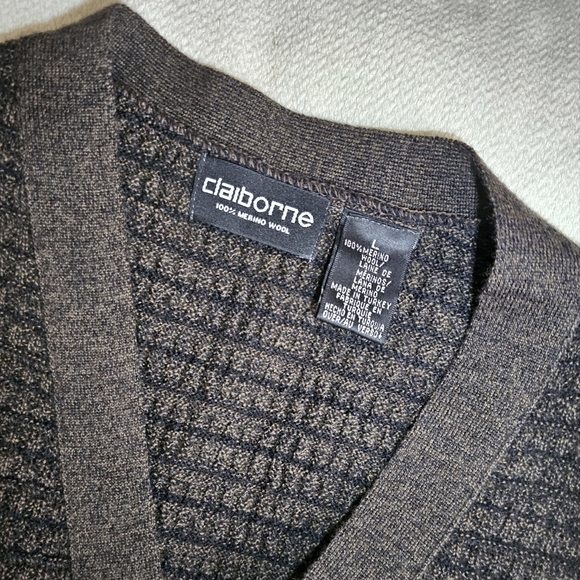 Claiborne. Men's wool vest - Picture 2 of 5